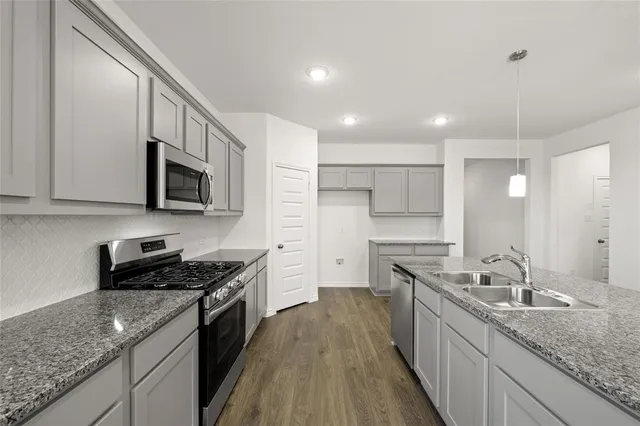 $329,900 | 1905 Mohican Drive, Cleburne, TX 76033