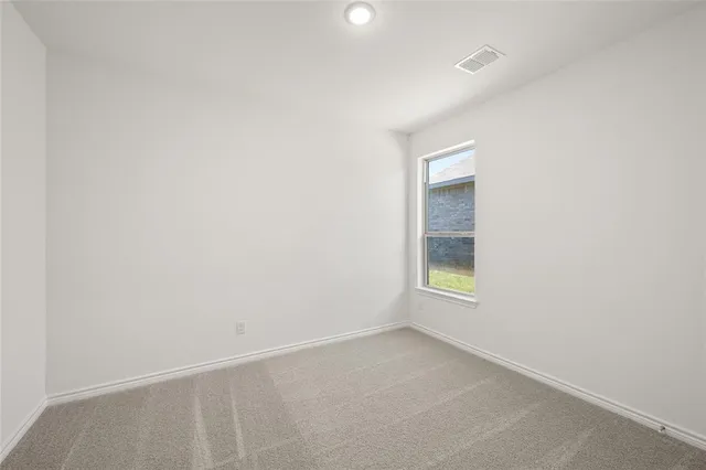 $329,900 | 1905 Mohican Drive, Cleburne, TX 76033