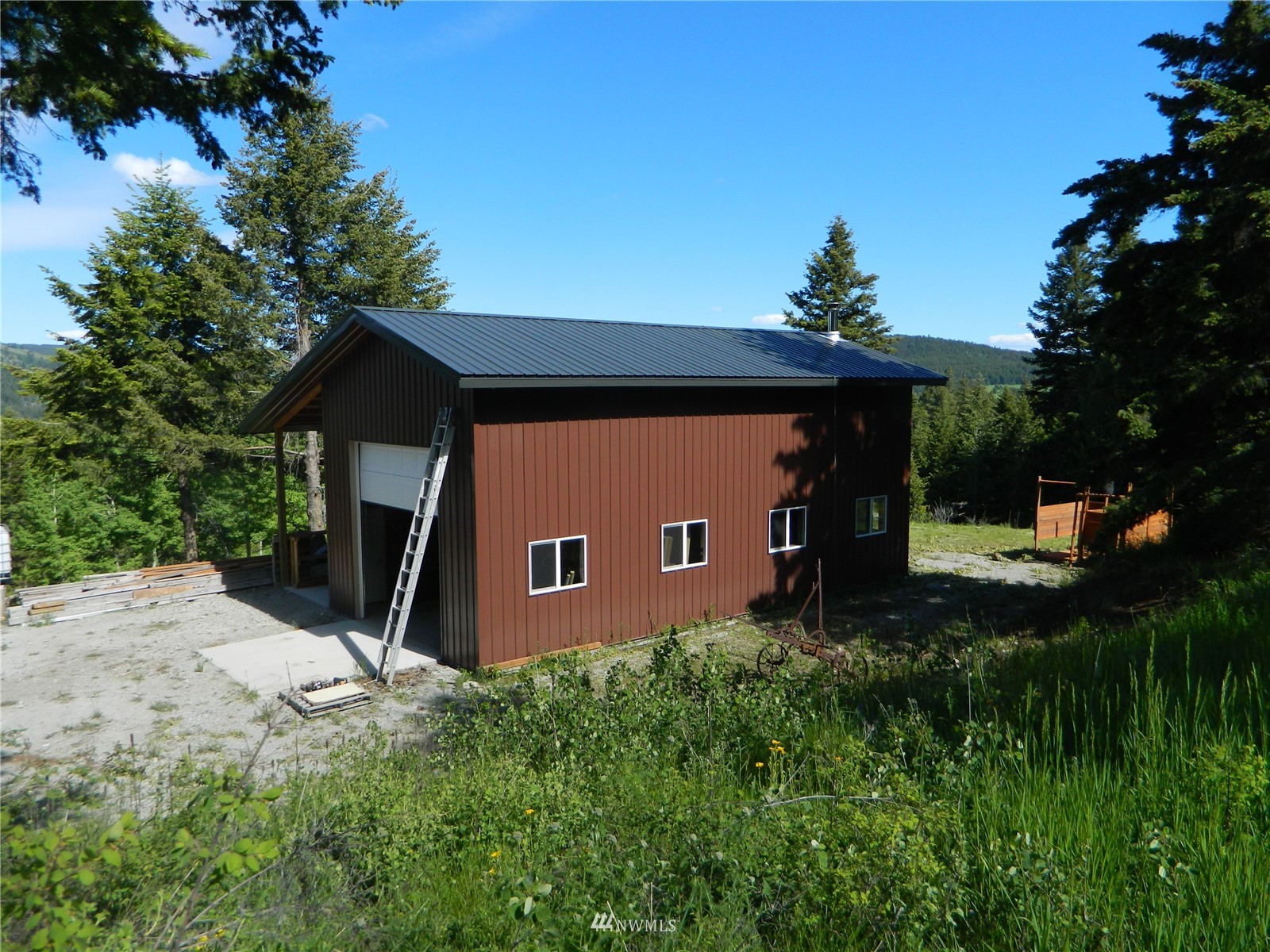 691 Nealey Road Oroville, WA 98844 - Photo 1 of 38 Gallery Image 1