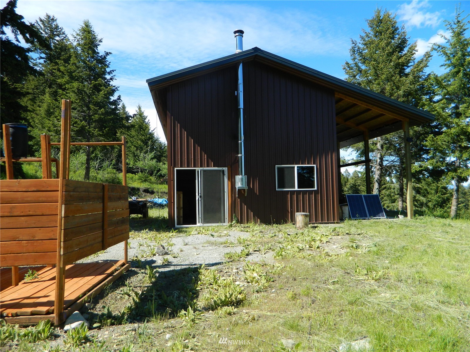 691 Nealey Road Oroville, WA 98844 - Photo 2 of 38 Gallery Image 2