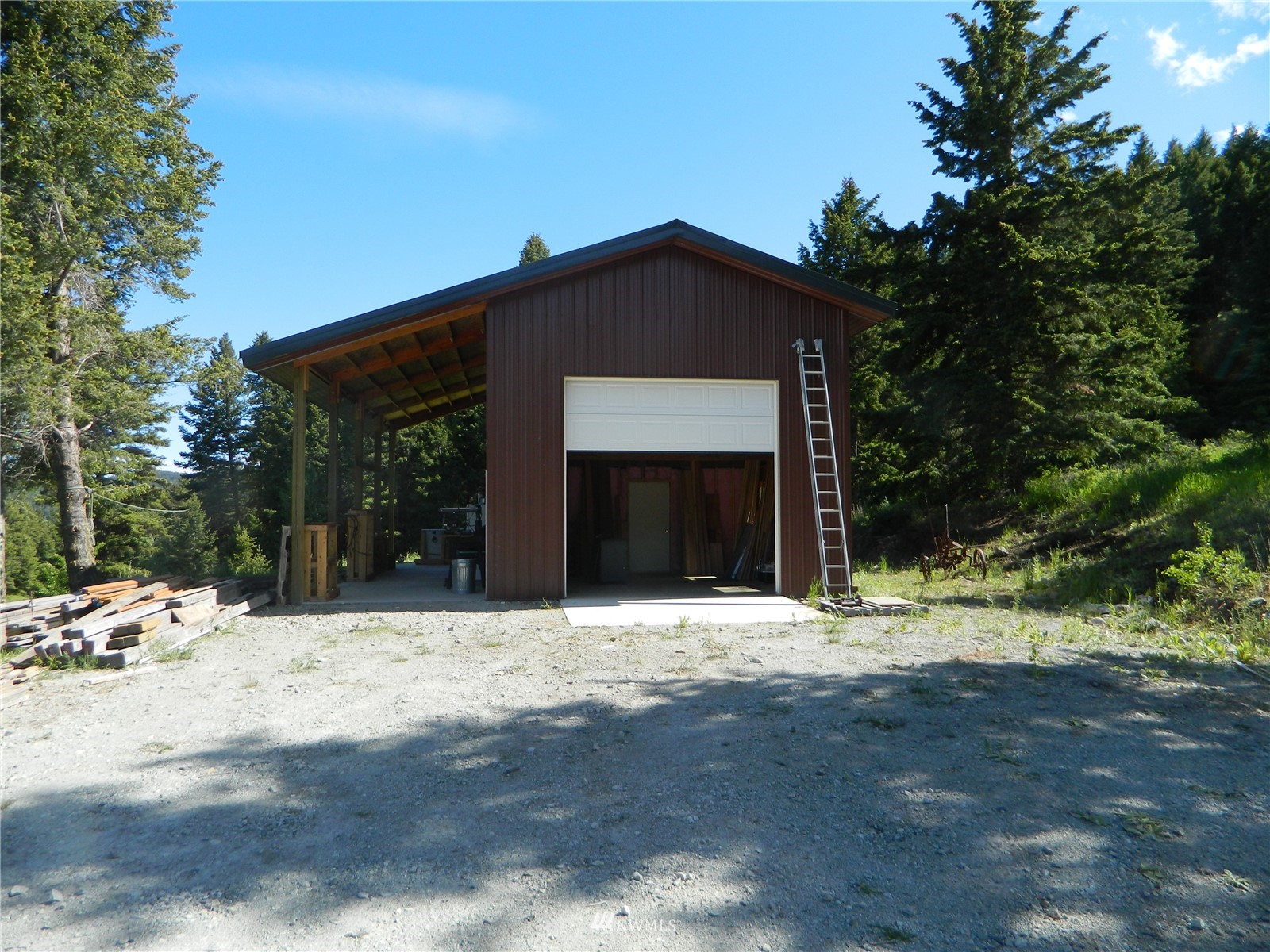 691 Nealey Road Oroville, WA 98844 - Photo 3 of 38 Gallery Image 3