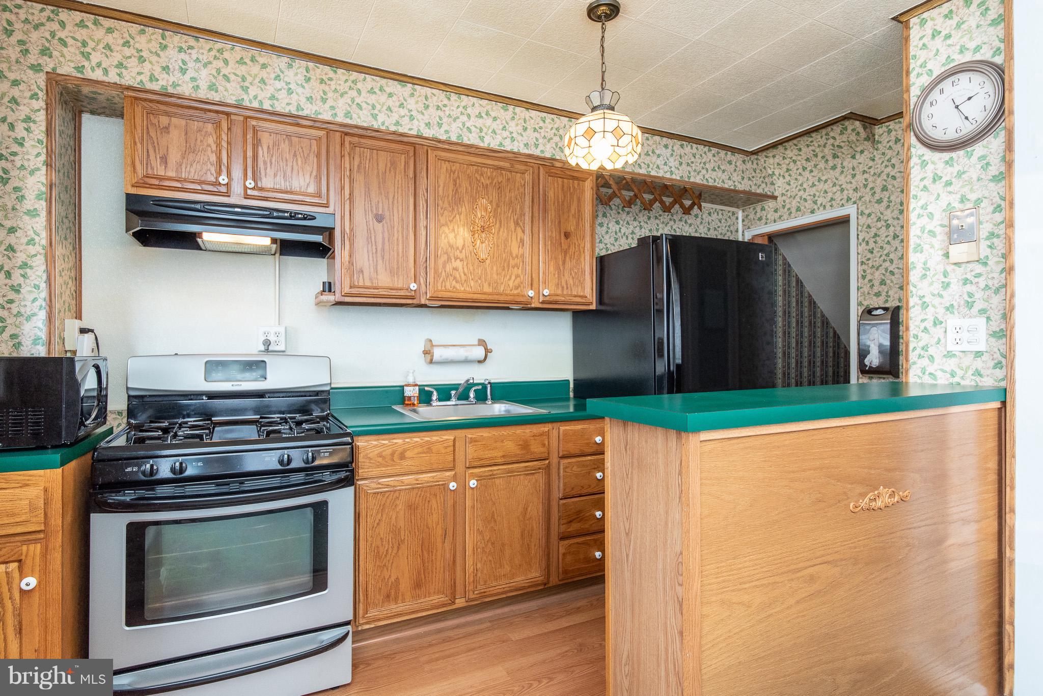 1906 Ormand Road Baltimore, MD 21222 - Photo 11 of 30 Kitchen