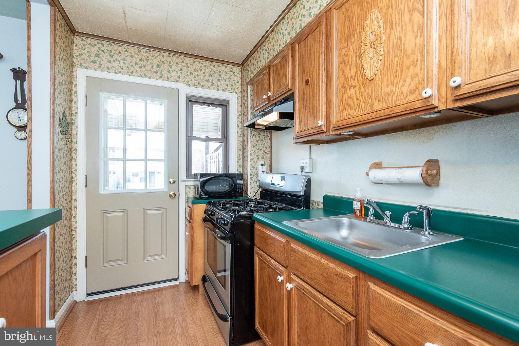 1906 Ormand Road Baltimore, MD 21222 - Photo 13 of 30 Kitchen