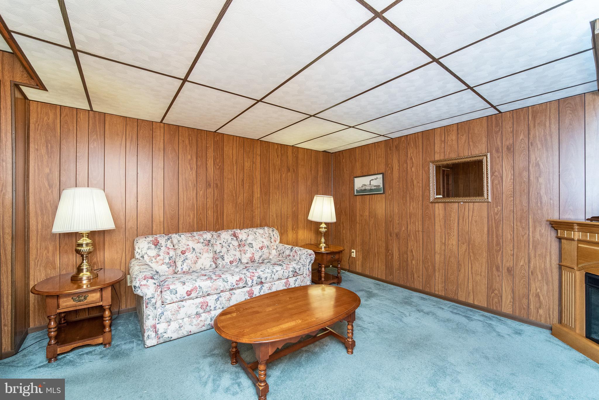1906 Ormand Road Baltimore, MD 21222 - Photo 23 of 30 Family Room