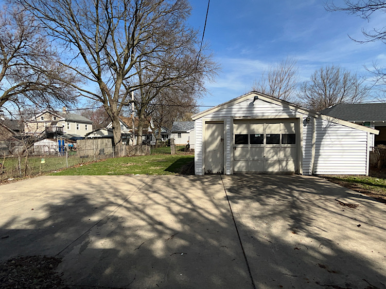 519 North View Street Aurora, IL 60506 - Photo 13 of 15 a front view of a house with a yard