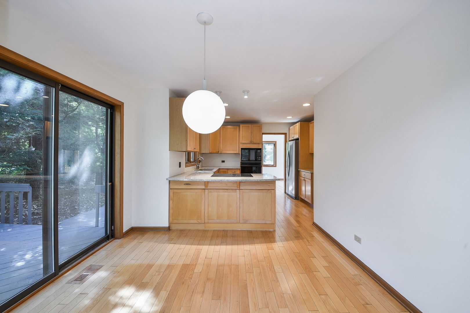 1755 Wiesbrook Road South Wheaton, IL 60189 - Photo 12 of 20 Gallery Image 12