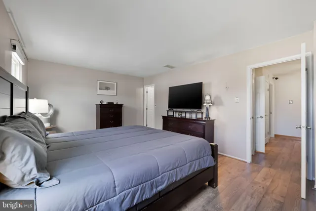 $379,900 | 11119 Templeton Drive, Philadelphia, PA 19154