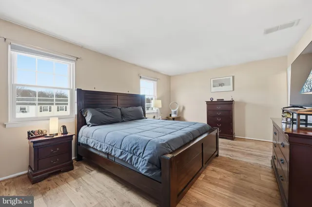 $379,900 | 11119 Templeton Drive, Philadelphia, PA 19154