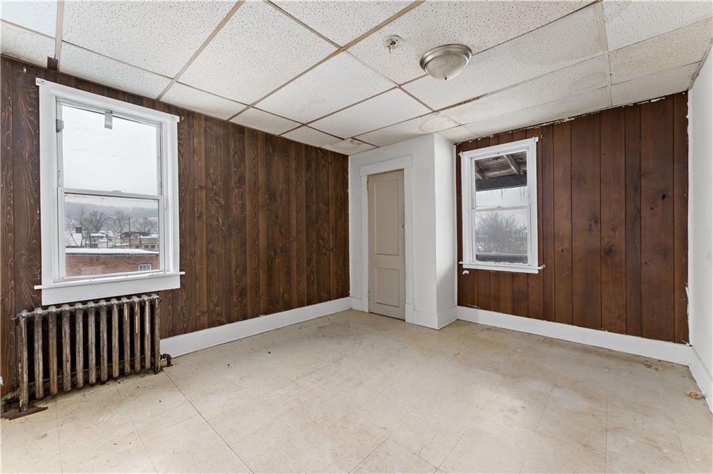 329 14th Street Ambridge, PA 15003 - Photo 11 of 44