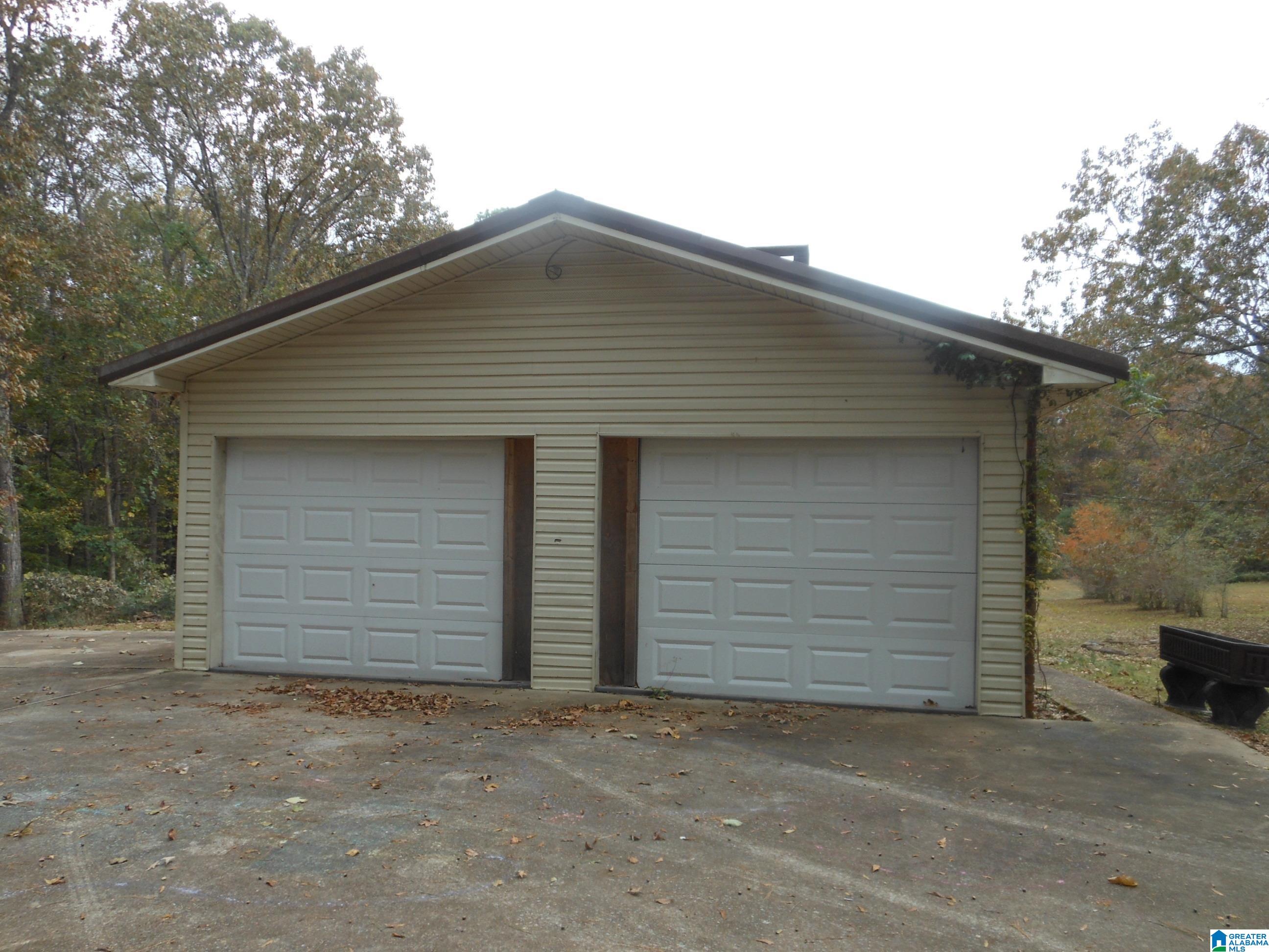 1509 Regency Place Hamilton, AL 35570 - Photo 2 of 17