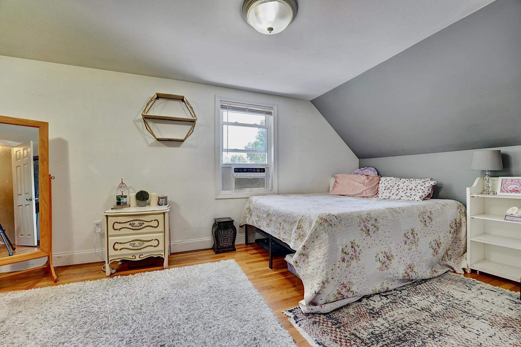 29 Mary Batchelder Road Hampton, NH 03842 - Photo 16 of 37