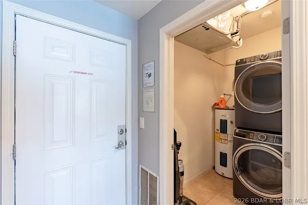 $300,000 | 4935 Robbins Circle, Unit 223, Osage Beach, MO 65065