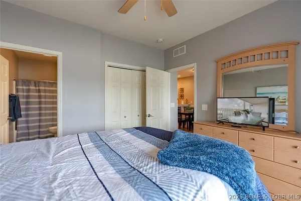 $300,000 | 4935 Robbins Circle, Unit 223, Osage Beach, MO 65065