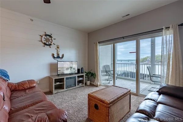 $300,000 | 4935 Robbins Circle, Unit 223, Osage Beach, MO 65065