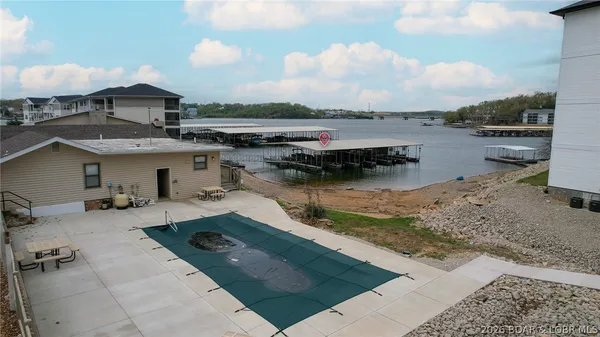 $300,000 | 4935 Robbins Circle, Unit 223, Osage Beach, MO 65065