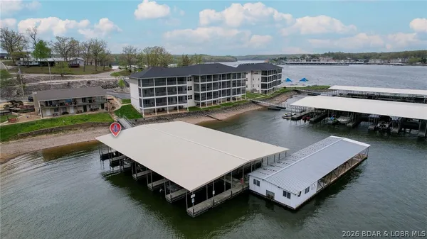 $300,000 | 4935 Robbins Circle, Unit 223, Osage Beach, MO 65065