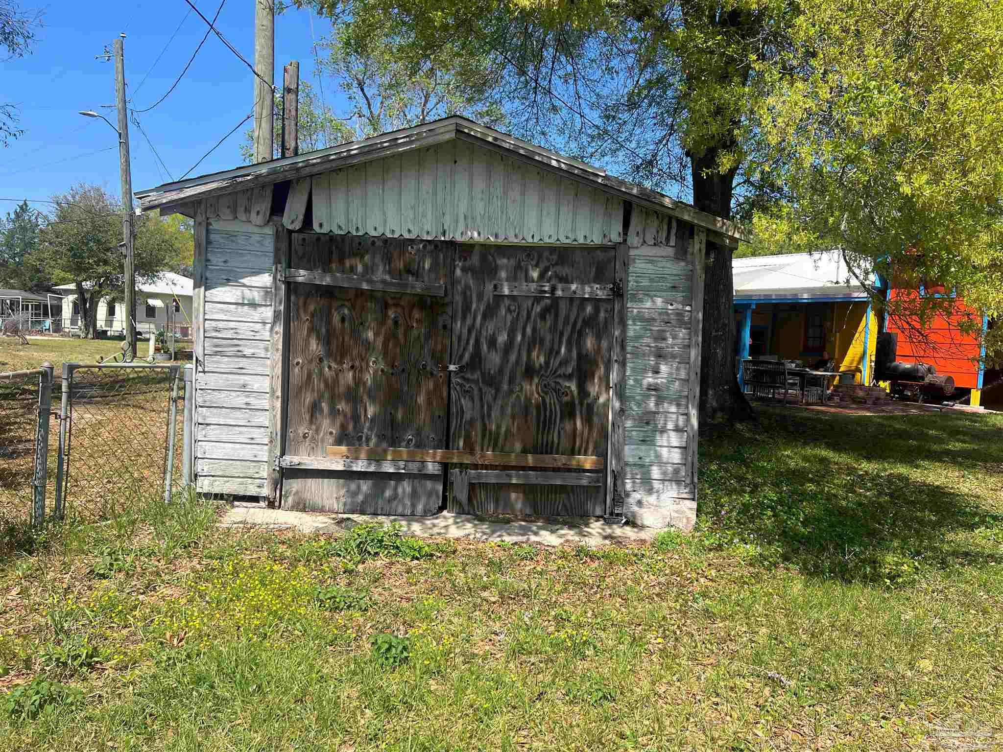 103 Northwest Kalash Road Pensacola, FL 32507 - Photo 13 of 14