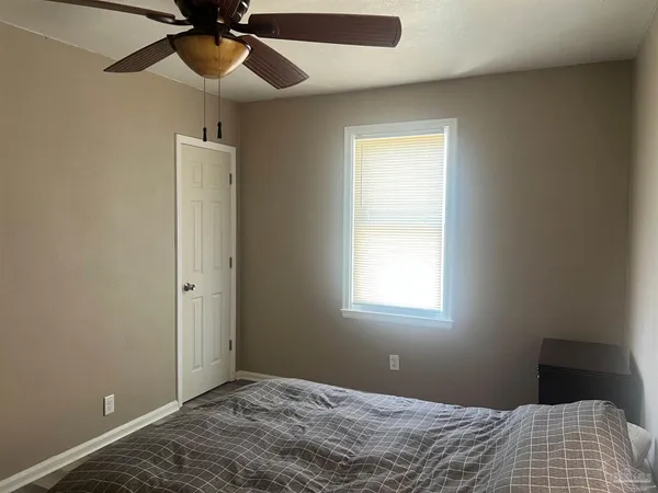 $1,400 | 103 Northwest Kalash Road, Pensacola, FL 32507