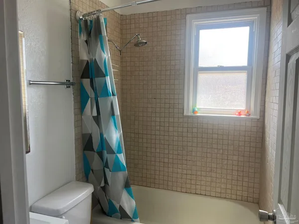 $1,400 | 103 Northwest Kalash Road, Pensacola, FL 32507