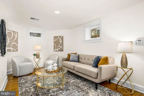 $425,000 | 516 4th Street Northeast, Unit 101, Washington, DC 20002