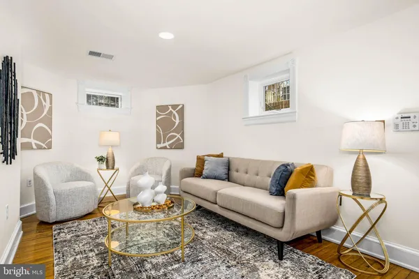 $425,000 | 516 4th Street Northeast, Unit 101, Washington, DC 20002