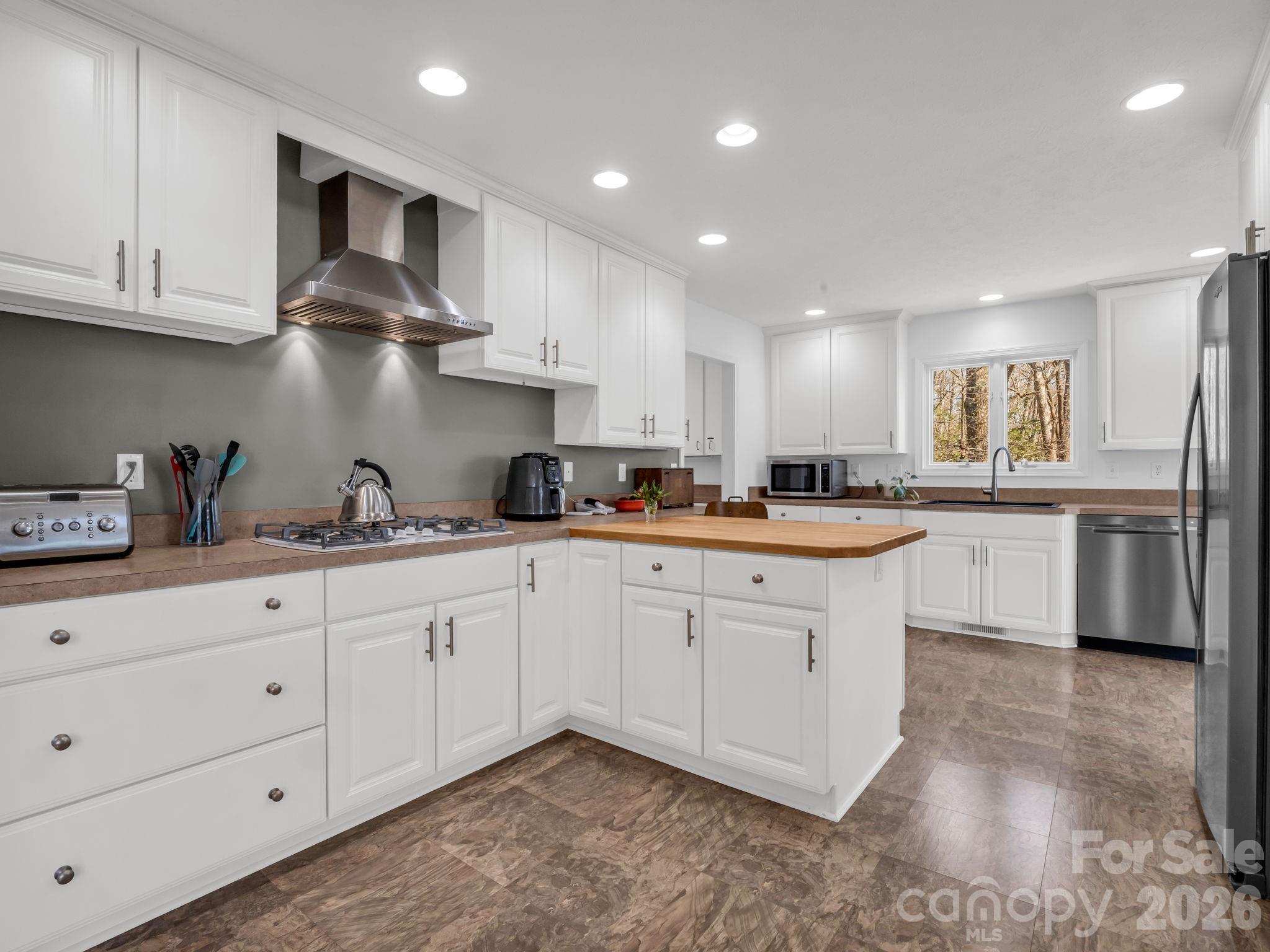 218 Frazier Road Brevard, NC 28712 - Photo 15 of 43