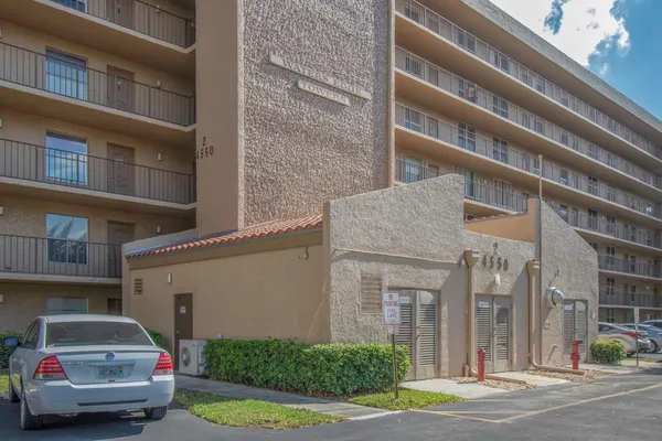 a car parked in front of a building