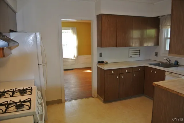 $300,000 | 507 Scott Avenue, Syracuse, NY 13224