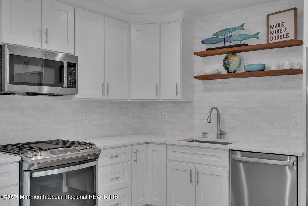 1616 Lakewood Road Manasquan, NJ 08736 - Photo 12 of 42 020_dsc02548