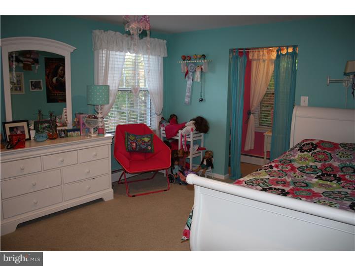 24 7 Springs Road Wayne, PA 19087 - Photo 17 of 21