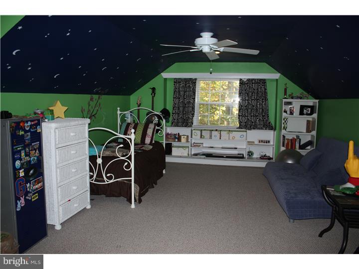 24 7 Springs Road Wayne, PA 19087 - Photo 19 of 21