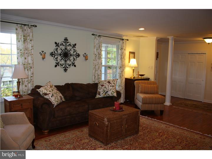 24 7 Springs Road Wayne, PA 19087 - Photo 3 of 21