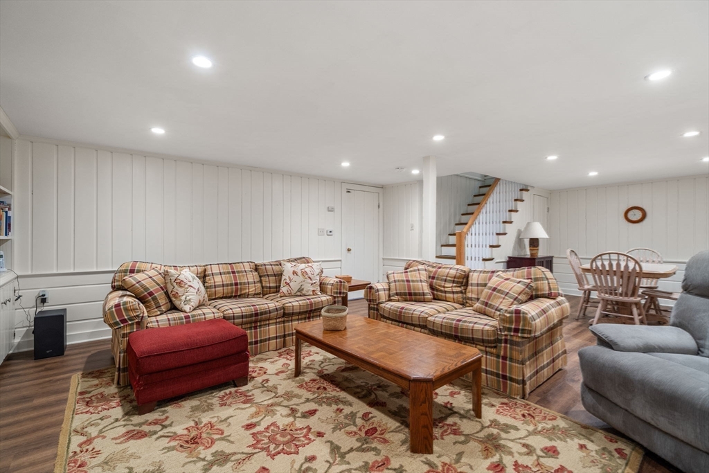 15 Juniper Road Andover, MA 01810 - Photo 18 of 22
