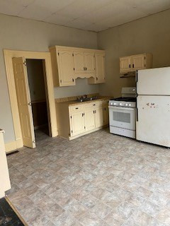 404 West Hampton Avenue, Unit 1 Sumter, SC 29150 - Photo 6 of 8