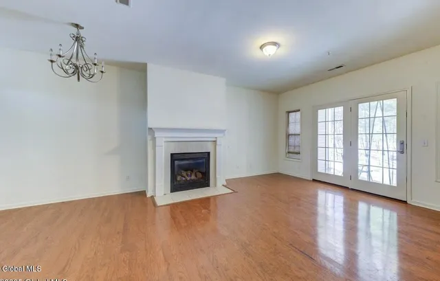 $2,200 | 42 Renaissance Lane, Unit 55, Wilton, NY 12831