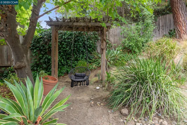 $1,299,000 | 2335 Mallard Drive, Walnut Creek, CA 94597