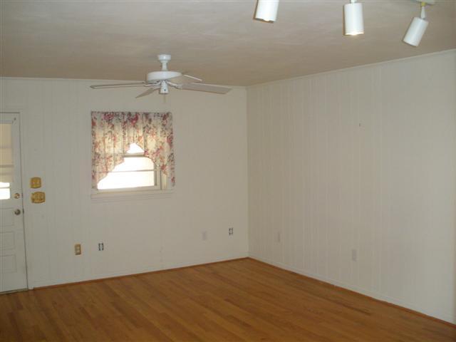 330 Bernard Road Rocky Mount, VA 24151 - Photo 5 of 25 Family Room