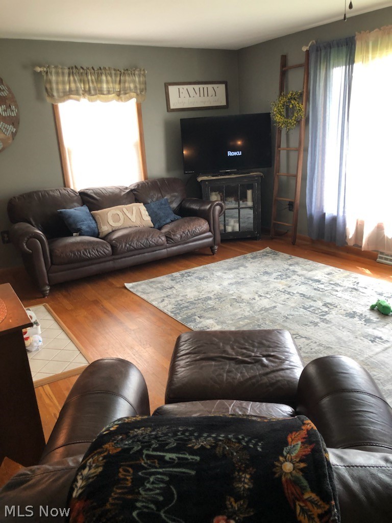 135 Ronsan Street Southwest Sugarcreek, OH 44681 - Photo 8 of 16