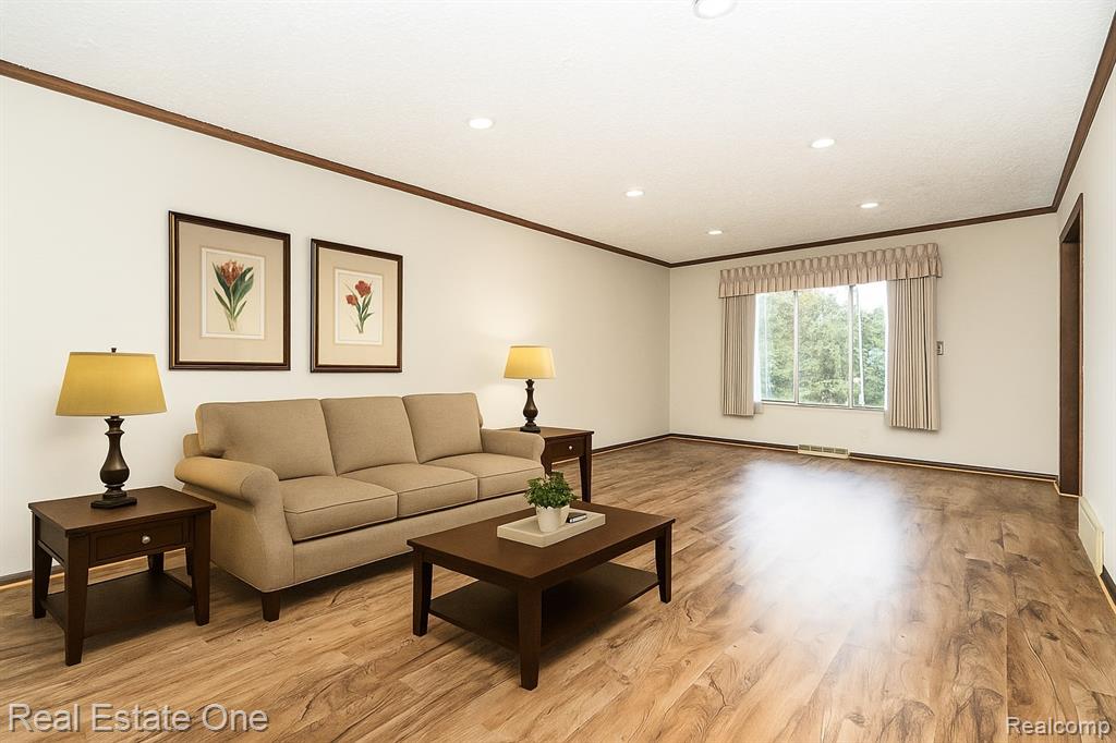 2995 Hadden Road Rochester, MI 48306 - Photo 6 of 68