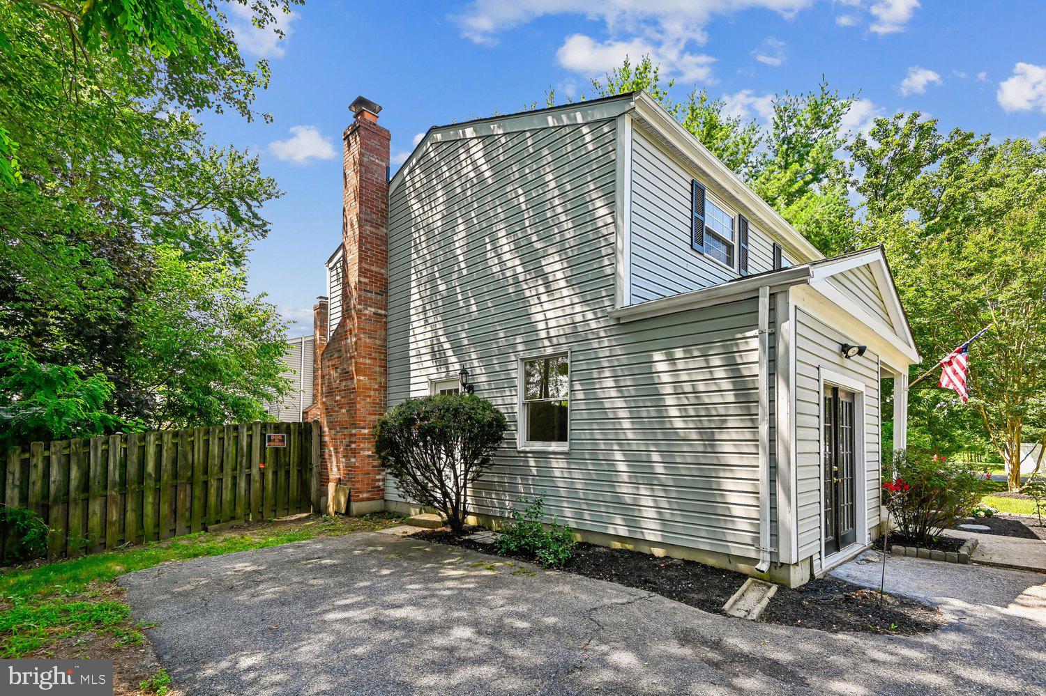 9302 Northgate Road Laurel, MD 20723 - Photo 34 of 35 Side Elevation