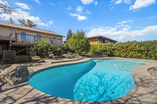 $599,000 | 3410 Scenic Drive, Redding, CA 96001