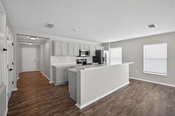 $274,900 | 3251 Ogden Drive, Mulberry, FL 33860