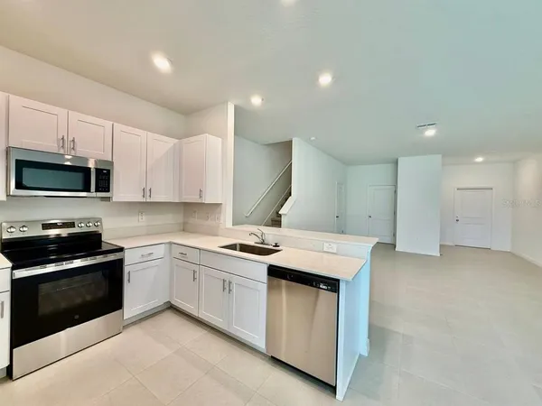 $2,050 | 10409 Golden Sands Avenue, Riverview, FL 33578