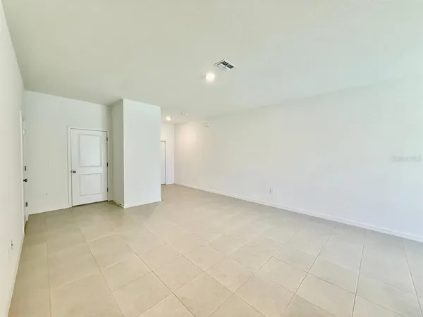 $2,050 | 10409 Golden Sands Avenue, Riverview, FL 33578