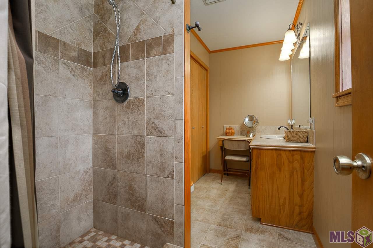 41397 Jeanette Road Prairieville, LA 70769 - Photo 17 of 34 Gallery Image 17