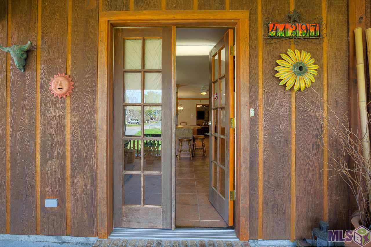 41397 Jeanette Road Prairieville, LA 70769 - Photo 4 of 34 Gallery Image 4
