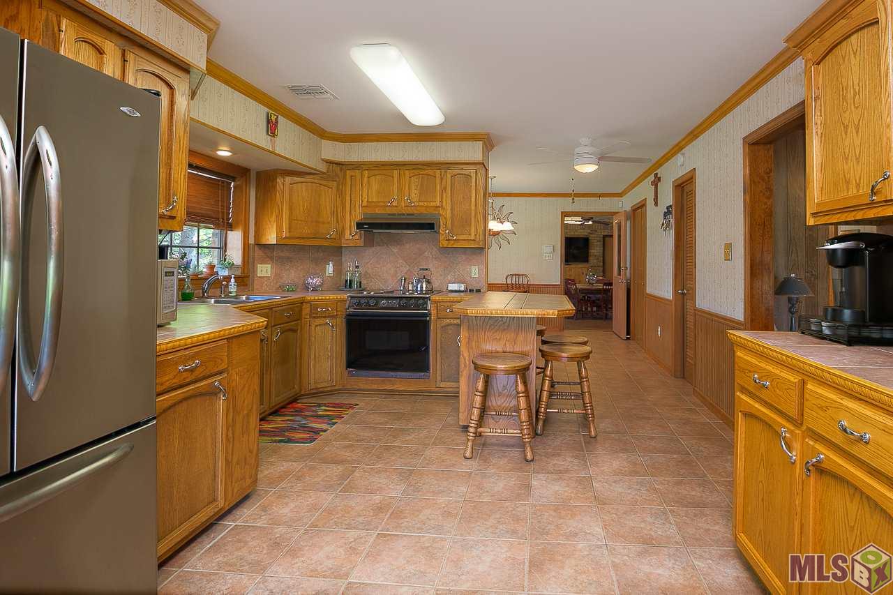 41397 Jeanette Road Prairieville, LA 70769 - Photo 6 of 34 Gallery Image 6