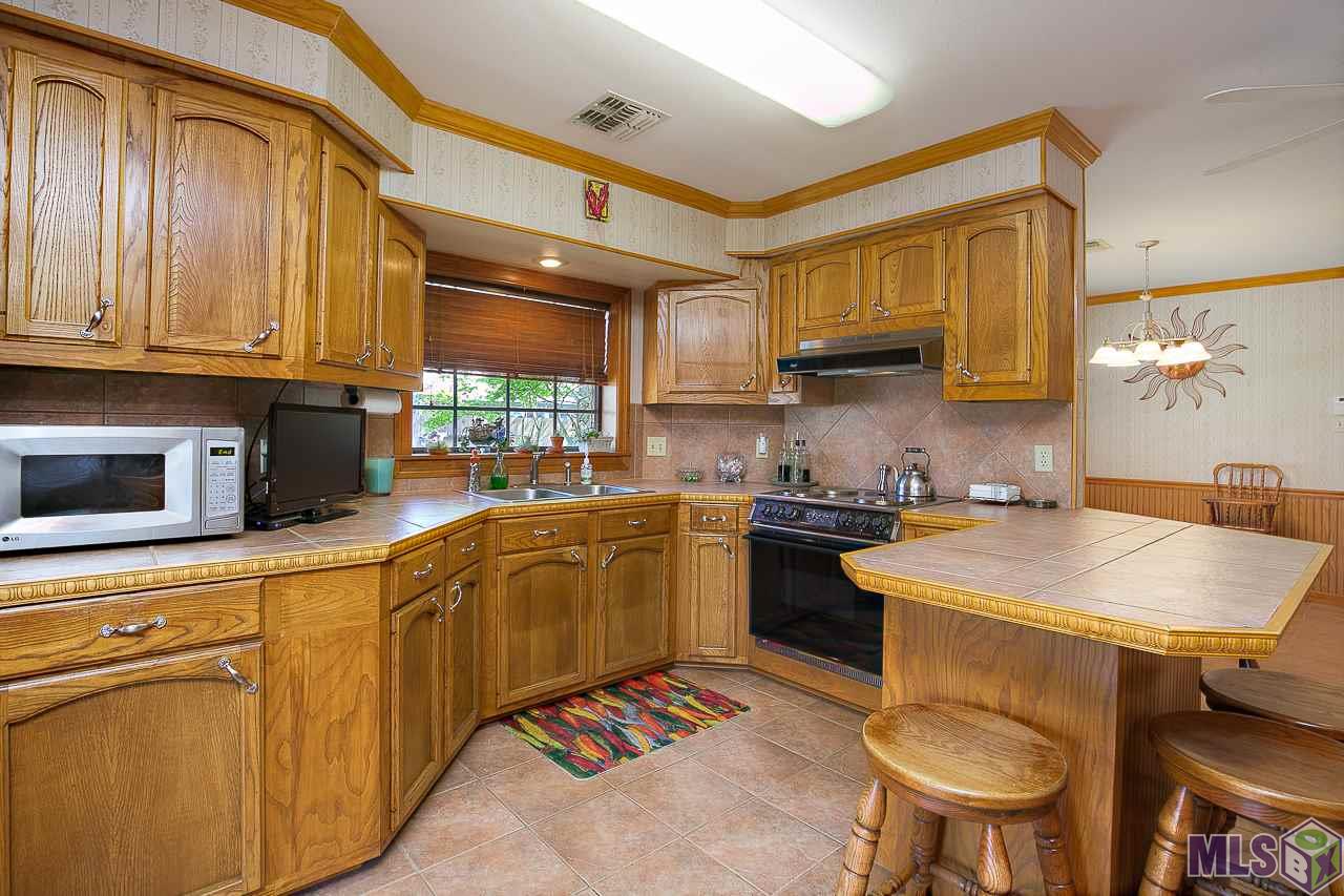 41397 Jeanette Road Prairieville, LA 70769 - Photo 7 of 34 Gallery Image 7
