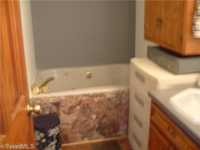 608 Saddletree Road Thomasville, NC 27360 - Photo 16 of 16 Master Bath/Spa.
