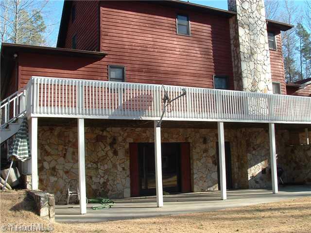 608 Saddletree Road Thomasville, NC 27360 - Photo 3 of 16 Exterior Back.